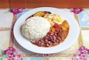 arroz con frijoles